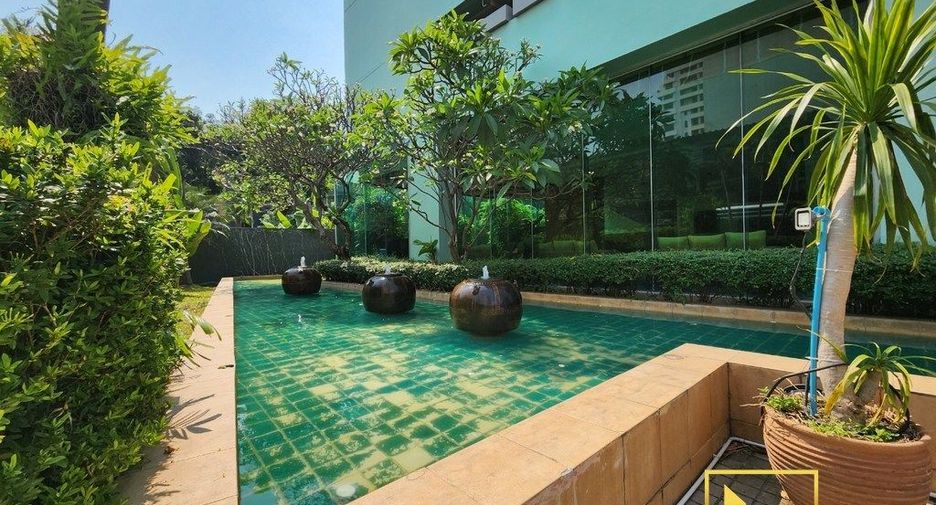 Condo en alquiler de 2 habitaciones en Khlong Toei, Bangkok