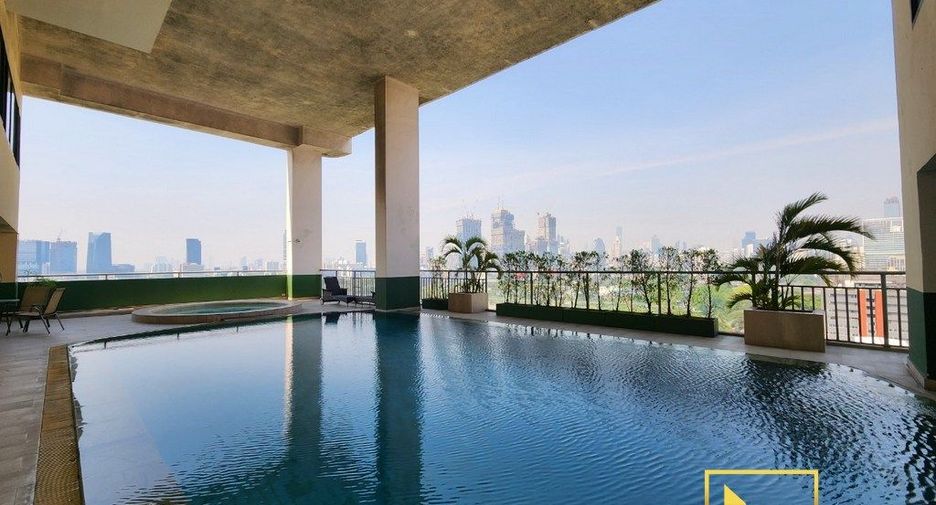 Condo en alquiler de 2 habitaciones en Khlong Toei, Bangkok