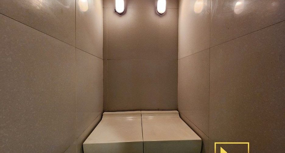 Condo en alquiler de 2 habitaciones en Khlong Toei, Bangkok