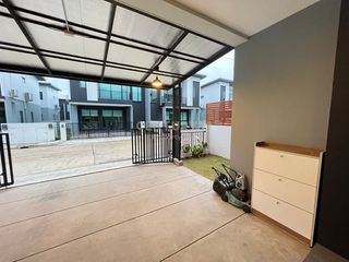 For rent and for sale 4 bed house in Mueang Samut Sakhon, Samut Sakhon