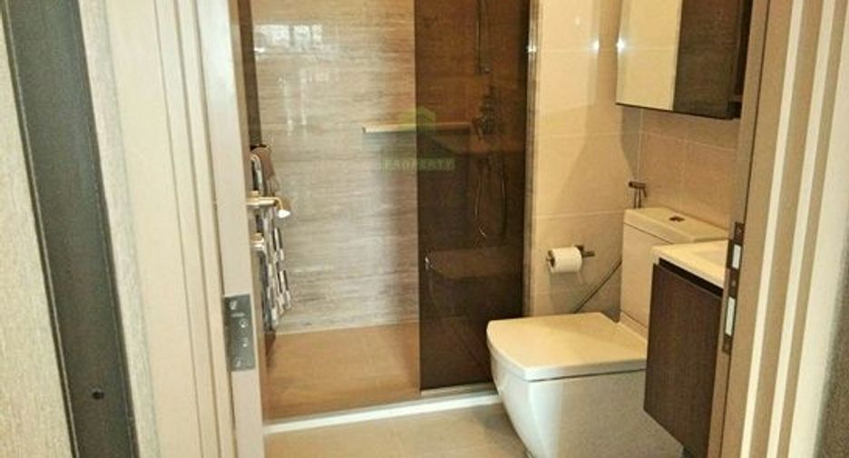 À vendre 1 chambre condo à Khlong Toei, Bangkok