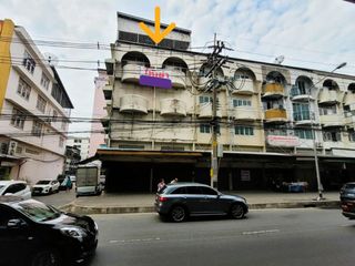 For sale studio retail Space in Krathum Baen, Samut Sakhon