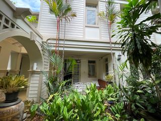 For rent 2 bedrooms house in Phaya Thai, Bangkok