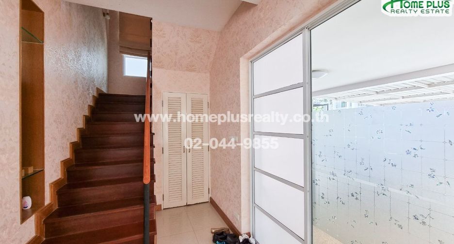 À vendre 3 chambres appartement à Khan Na Yao, Bangkok