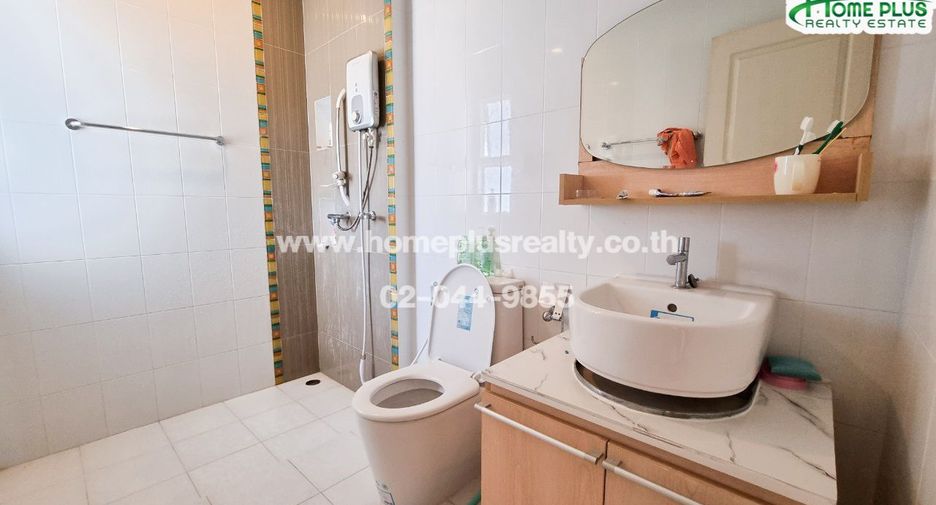 À vendre 3 chambres appartement à Khan Na Yao, Bangkok
