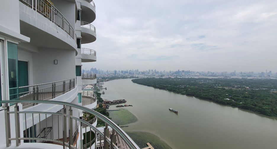 For sale 4 bedrooms condo in Yan Nawa, Bangkok