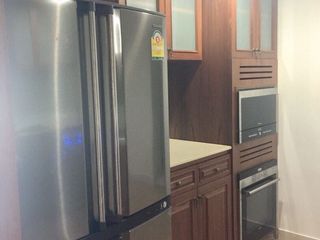 For rent 4 bedrooms condo in Bang Rak, Bangkok