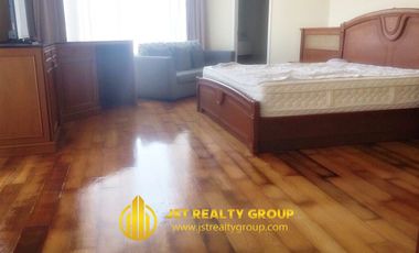For rent 4 ベッドルーム condo in Bang Rak, Bangkok