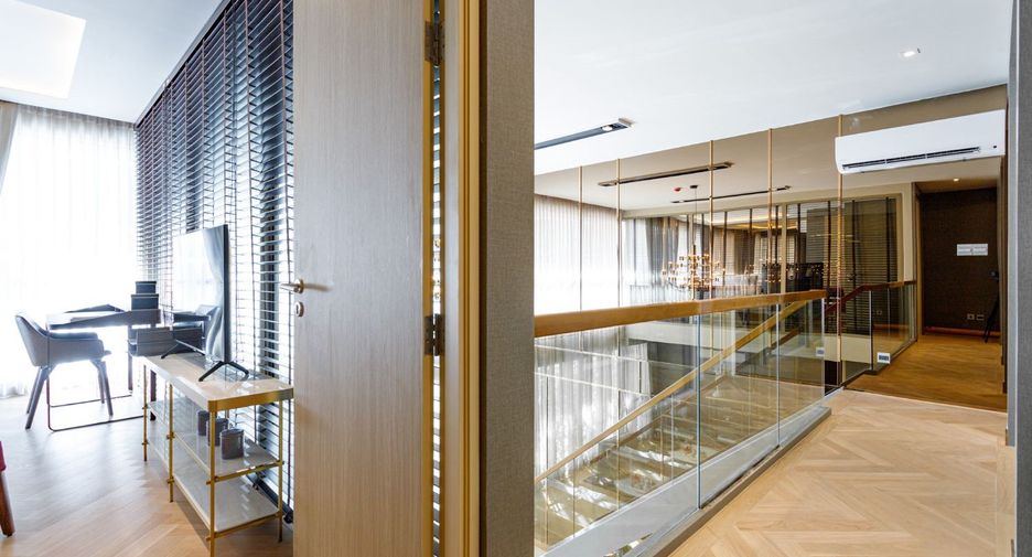 Condo en venta de 4 habitaciones en Watthana, Bangkok