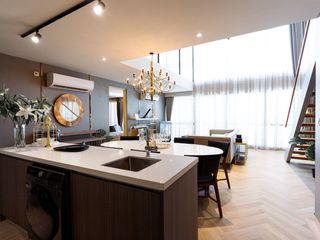 For sale 4 bedrooms condo in Watthana, Bangkok