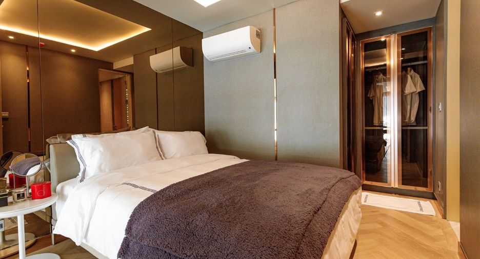 Condo en venta de 4 habitaciones en Watthana, Bangkok