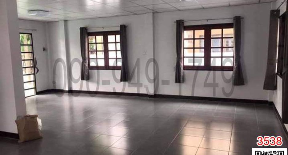 For rent 3 bedrooms house in Phra Nakhon, Bangkok