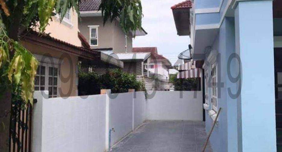 For rent 3 bedrooms house in Phra Nakhon, Bangkok