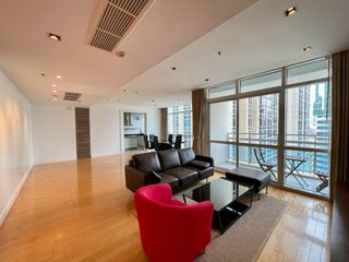 À louer 3 chambres condo à Pathum Wan, Bangkok