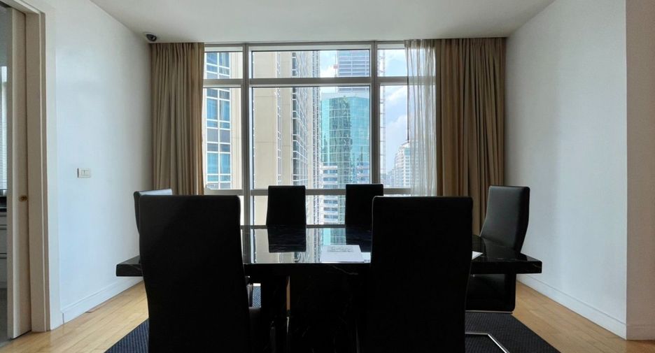 À louer 3 chambres condo à Pathum Wan, Bangkok