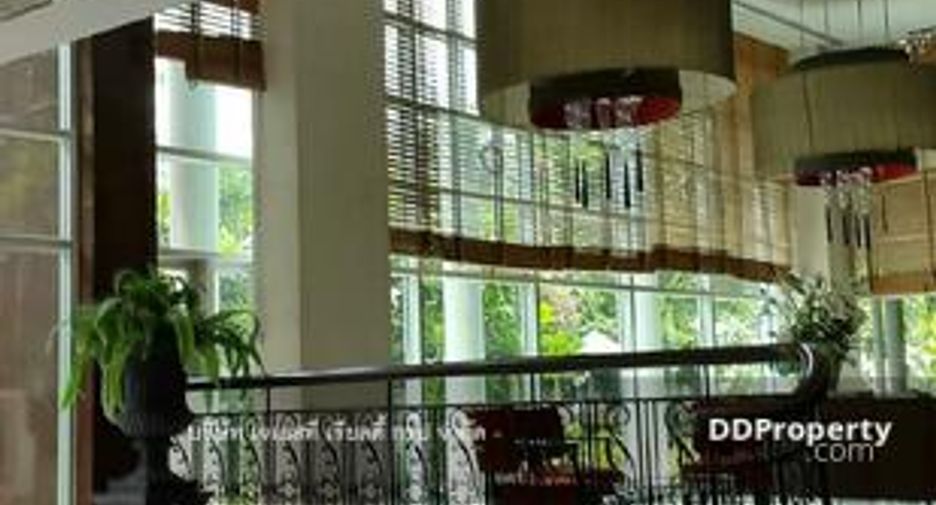 For sale 1 bed condo in Khlong Toei, Bangkok