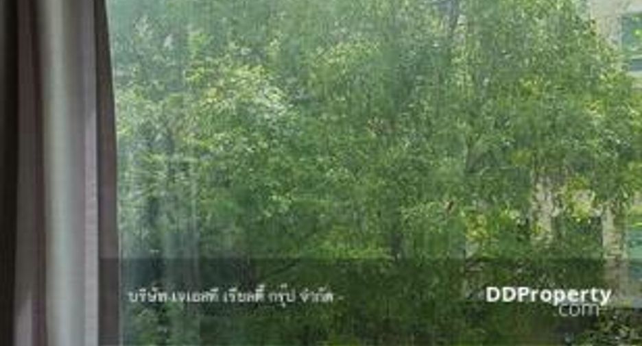 For sale 1 bed condo in Khlong Toei, Bangkok