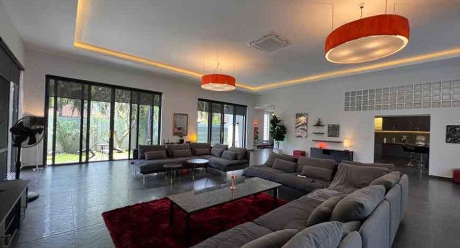 Villa zum Kauf mit 4 Zimmer in San Sai, Chiang Mai