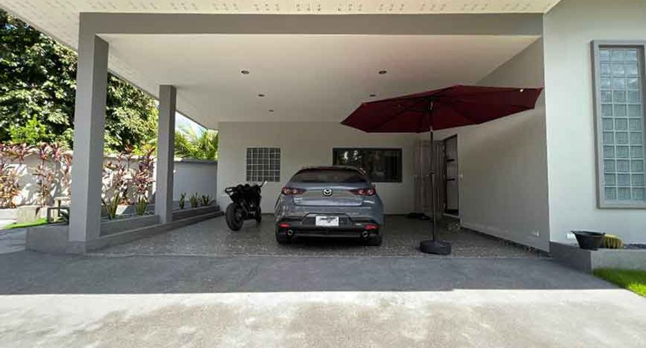 Villa zum Kauf mit 4 Zimmer in San Sai, Chiang Mai