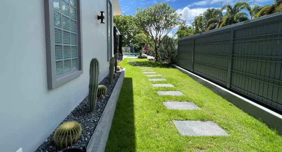 Villa zum Kauf mit 4 Zimmer in San Sai, Chiang Mai
