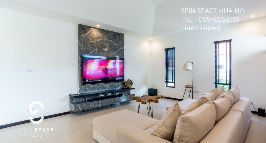 For sale 4 bedrooms villa in Hua Hin, Prachuap Khiri Khan
