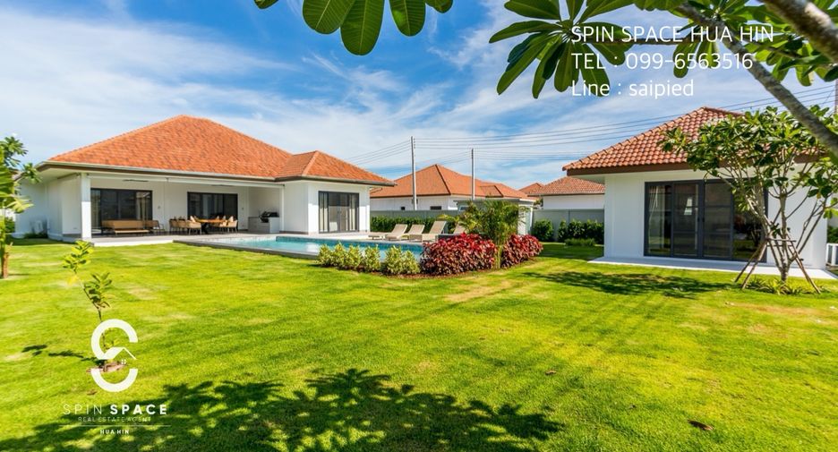 For sale 4 bedrooms villa in Hua Hin, Prachuap Khiri Khan