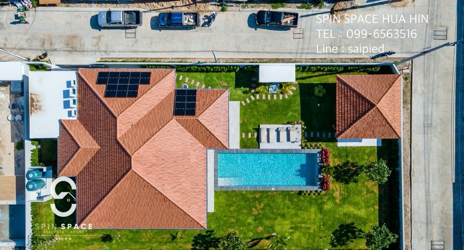 For sale 4 bedrooms villa in Hua Hin, Prachuap Khiri Khan