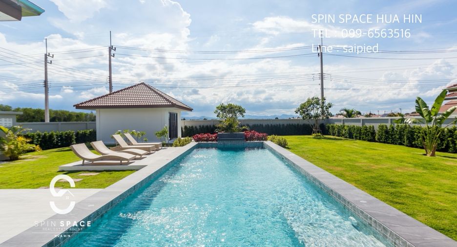 For sale 4 bedrooms villa in Hua Hin, Prachuap Khiri Khan