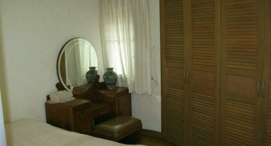 For rent and for sale 3 bed condo in Khlong Toei, Bangkok