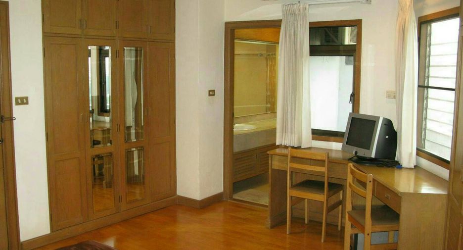 For rent and for sale 3 bed condo in Khlong Toei, Bangkok