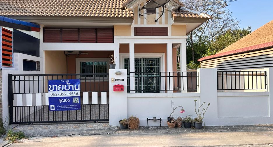 Casa en venta de 2 habitaciones en Si Racha, Chonburi