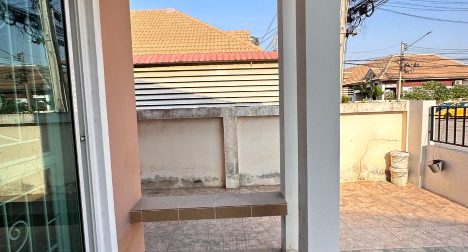 Casa en venta de 2 habitaciones en Si Racha, Chonburi