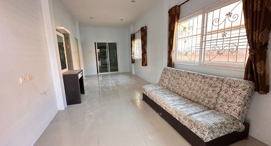 Casa en venta de 2 habitaciones en Si Racha, Chonburi