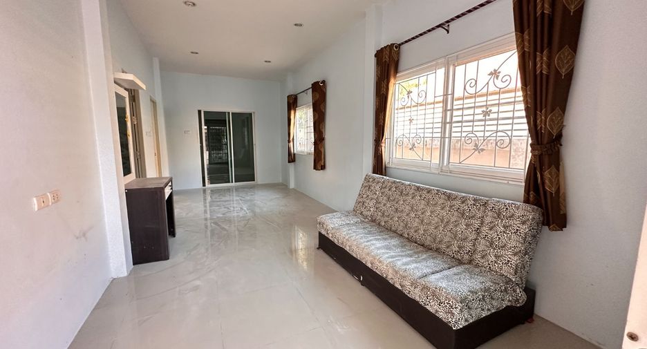 Casa en venta de 2 habitaciones en Si Racha, Chonburi