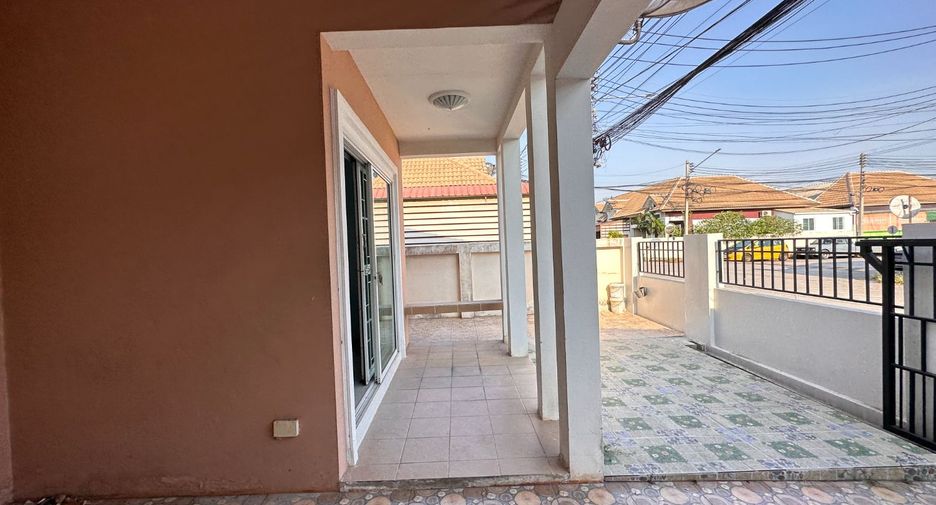 Casa en venta de 2 habitaciones en Si Racha, Chonburi