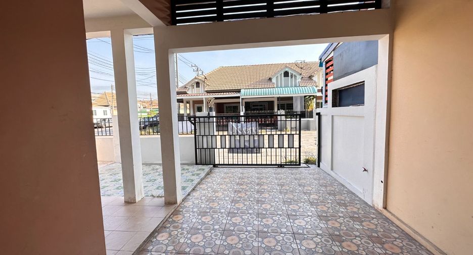 Casa en venta de 2 habitaciones en Si Racha, Chonburi