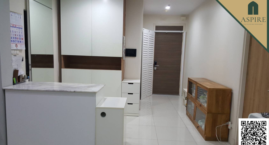 For sale 1 bed condo in Yan Nawa, Bangkok
