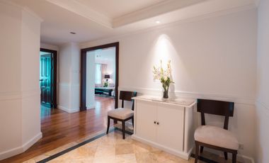 For rent 3 bedrooms condo in Khlong Toei, Bangkok