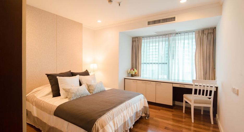 Wohnung zur Miete mit 3 Zimmer in Khlong Toei, Bangkok