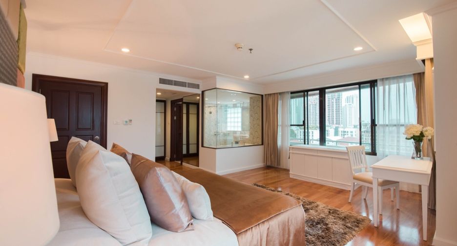 Wohnung zur Miete mit 3 Zimmer in Khlong Toei, Bangkok
