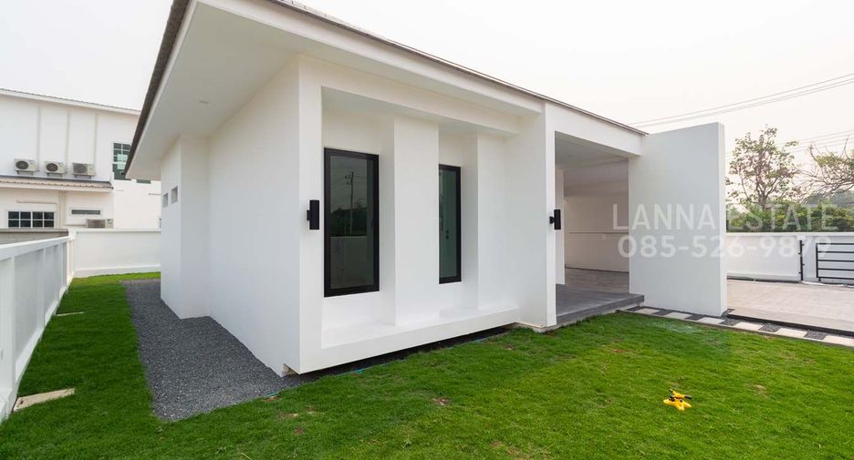 Casa en venta de 3 habitaciones en San Kamphaeng, Chiang Mai