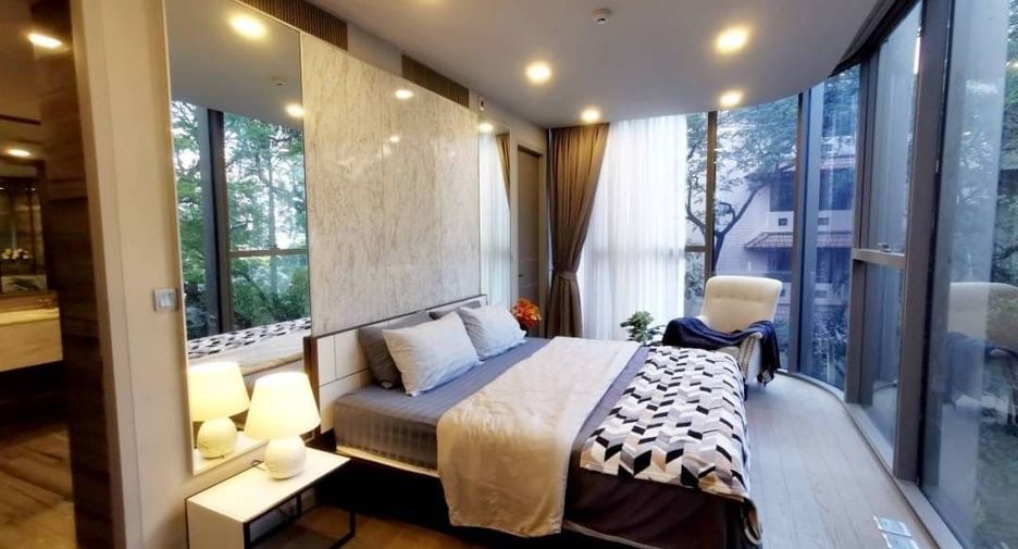 Condo en alquiler de 3 habitaciones en Watthana, Bangkok