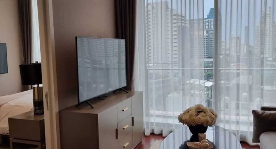 For sale 1 bed condo in Watthana, Bangkok