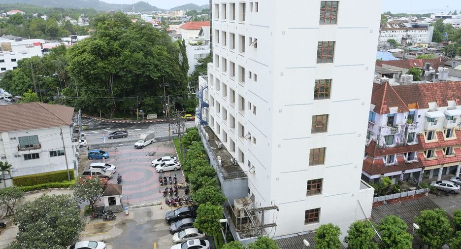 For rent 1 bed condo in Mueang Phuket, Phuket