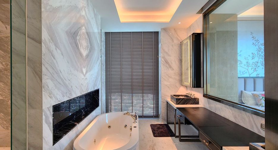 For rent そして for sale 6 ベッドルーム condo in Khlong San, Bangkok