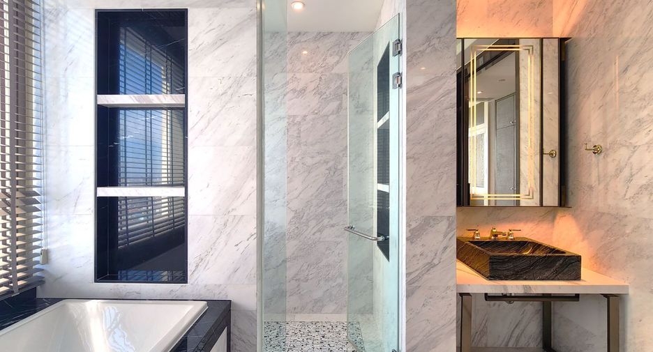 For rent そして for sale 6 ベッドルーム condo in Khlong San, Bangkok