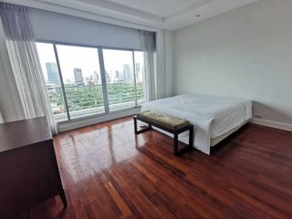 For rent 5 bedrooms condo in Pathum Wan, Bangkok