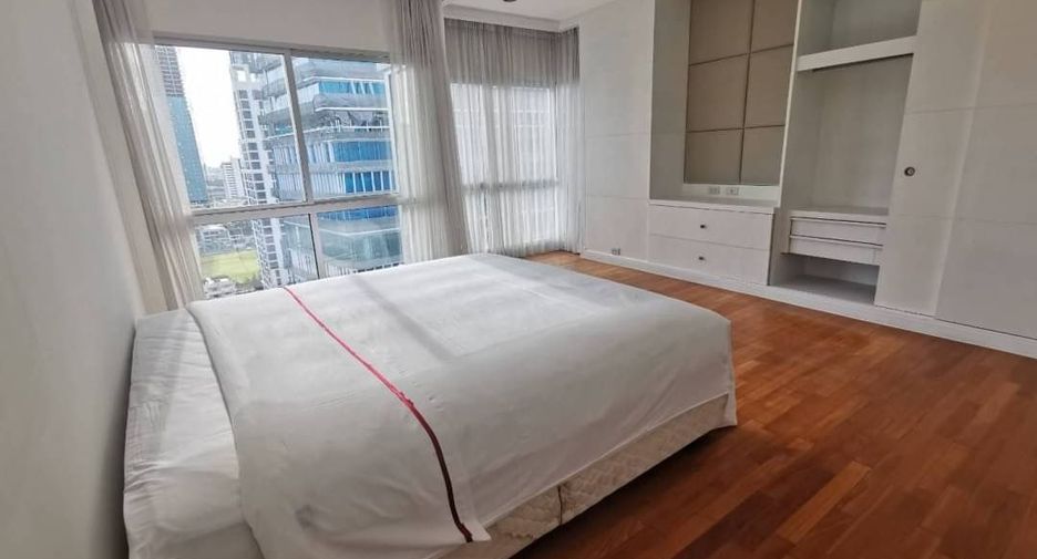 For rent 5 bedrooms condo in Pathum Wan, Bangkok