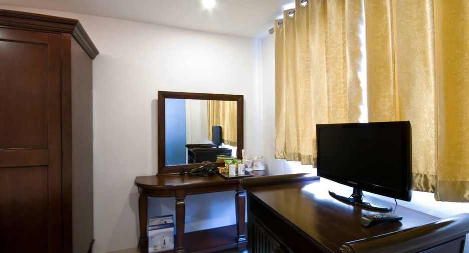 For sale 20 bedrooms hotel in Pathum Wan, Bangkok