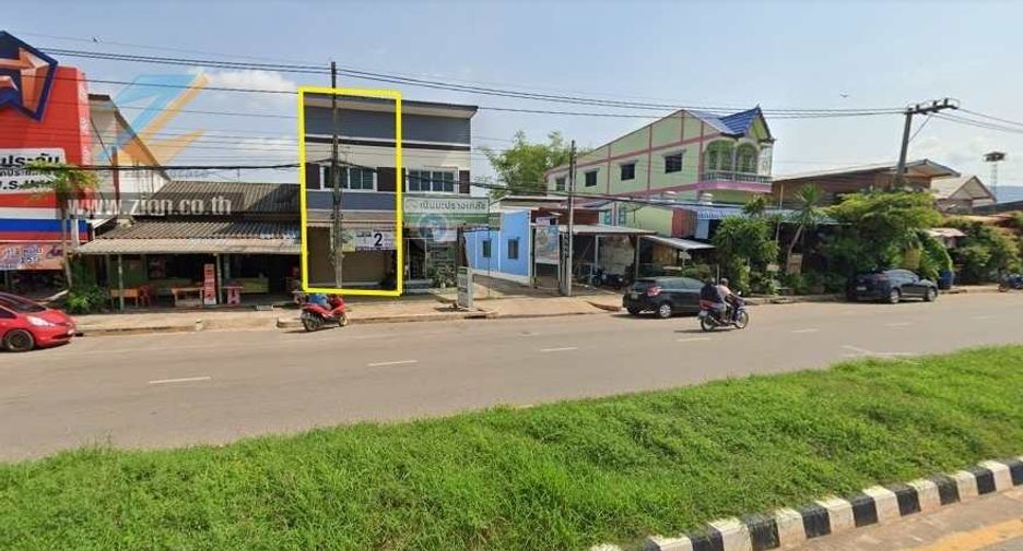 For sale 2 bed retail Space in Noen Maprang, Phitsanulok